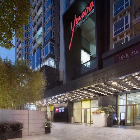 Yuwa Hotel Canton Extérieur photo