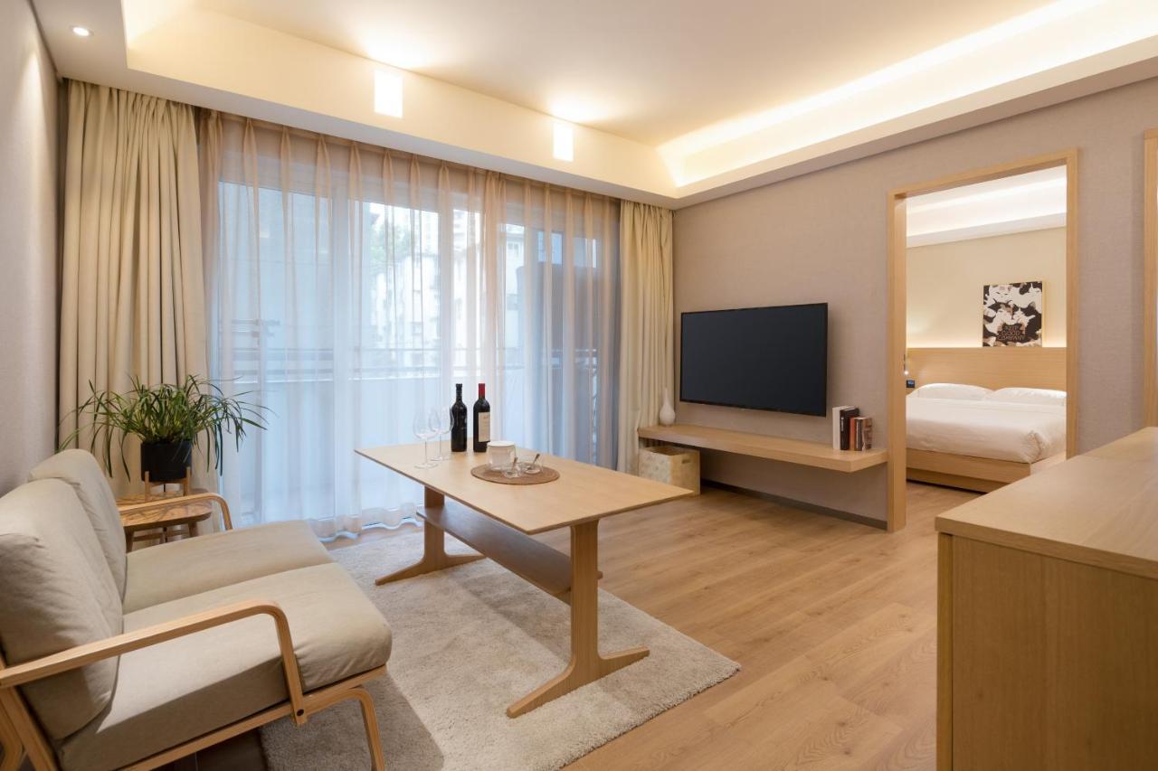 Yuwa Hotel Canton Extérieur photo