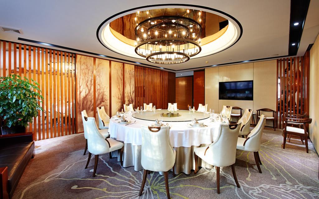 Yuwa Hotel Canton Extérieur photo