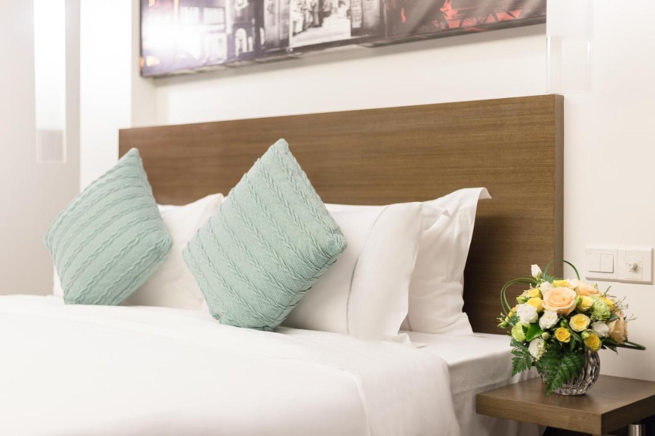 Yuwa Hotel Canton Extérieur photo